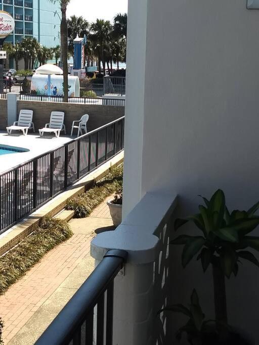 מירטל ביץ' Pool Front & Across From Beach מראה חיצוני תמונה